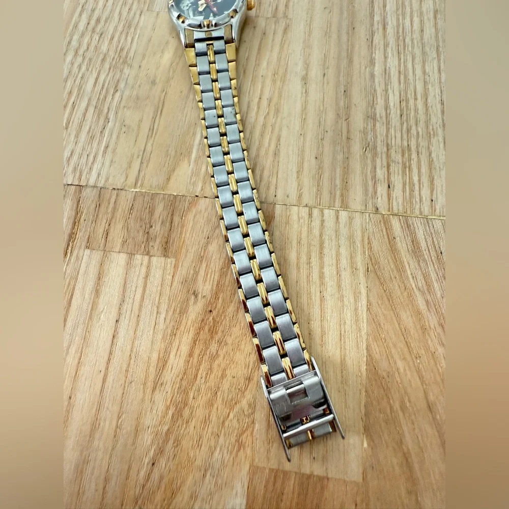 Elvis Presley two tone ladies watch NEW BATTERY